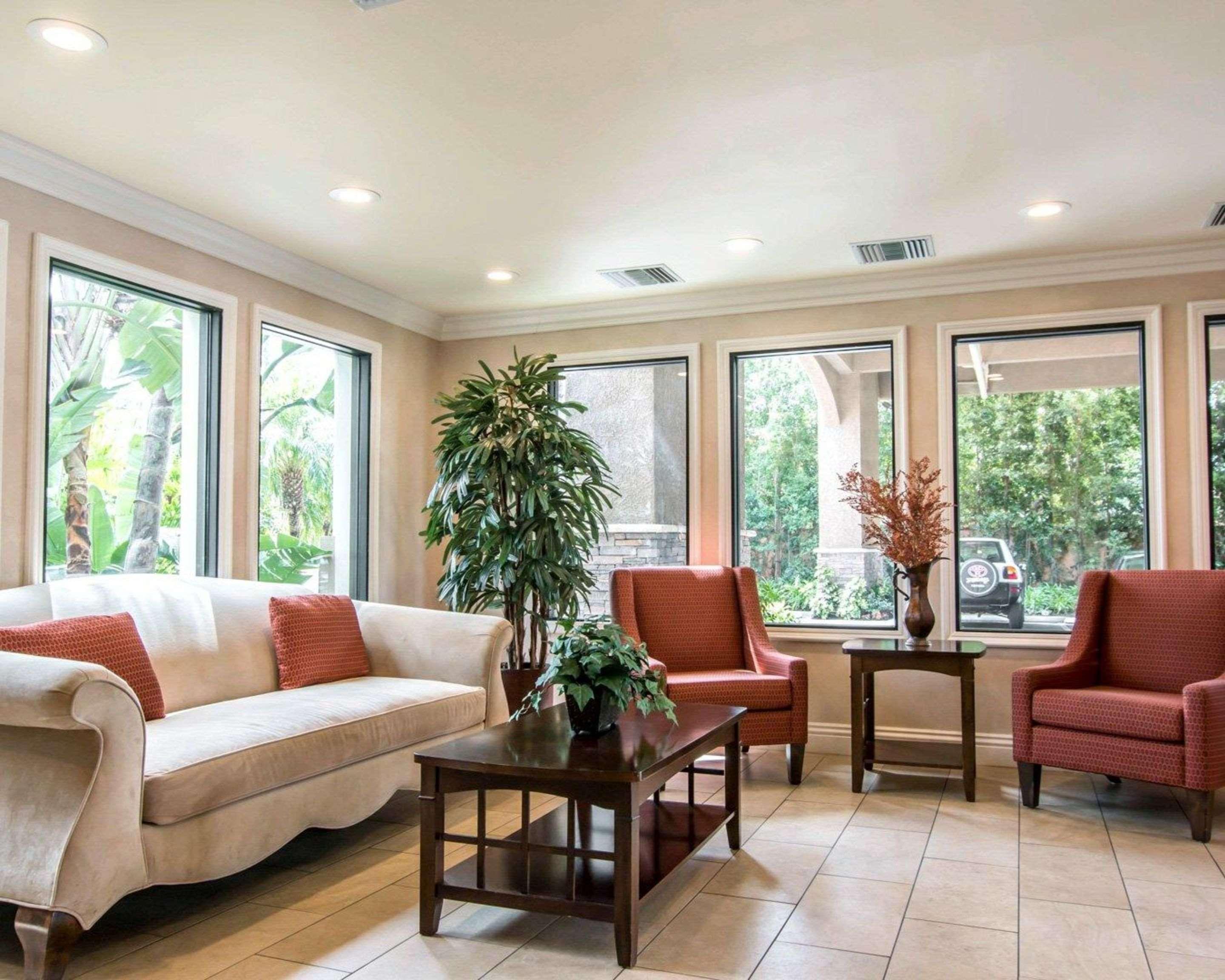 Quality Inn & Suites Anaheim Maingate Eksteriør billede