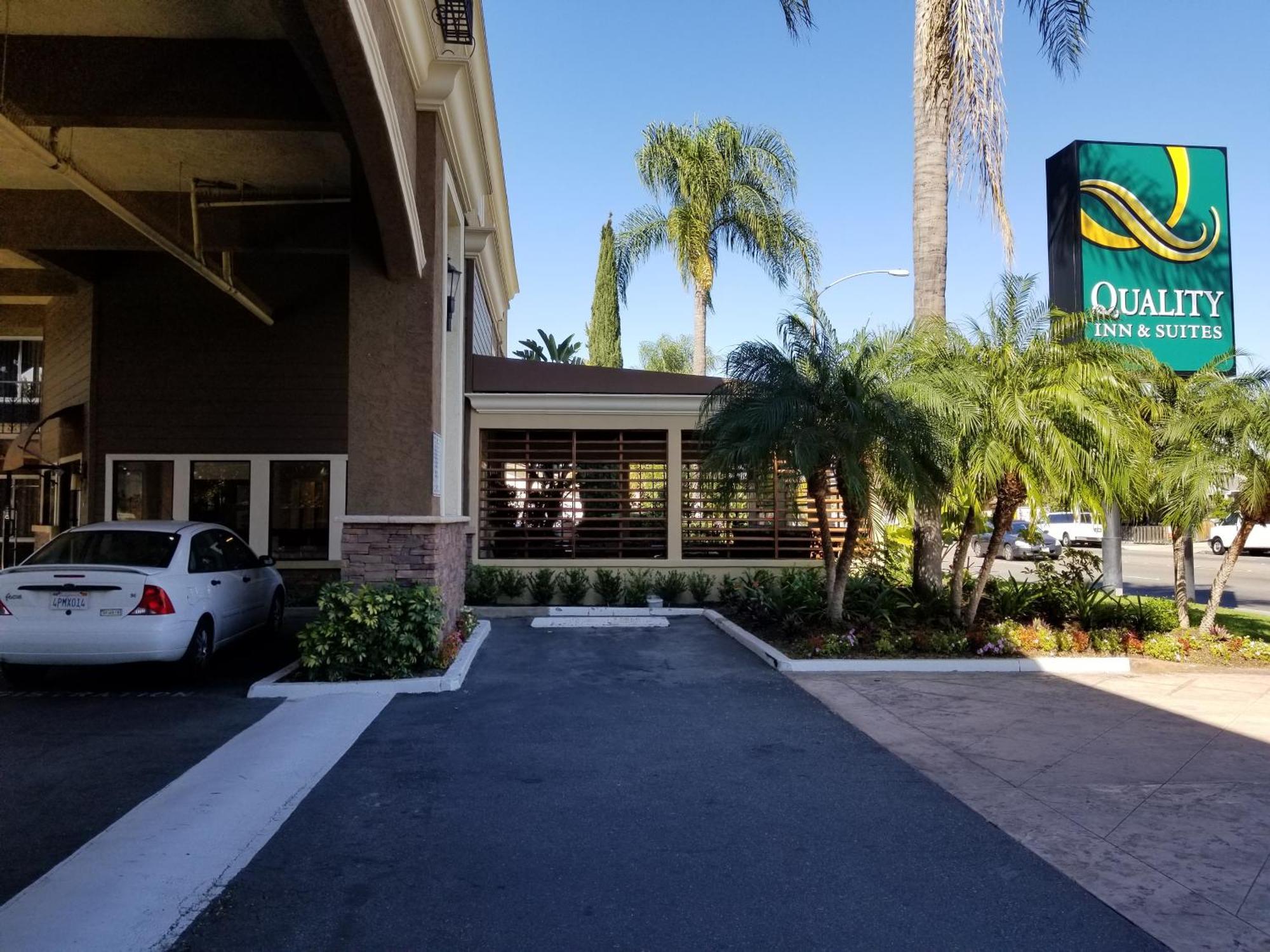 Quality Inn & Suites Anaheim Maingate Eksteriør billede